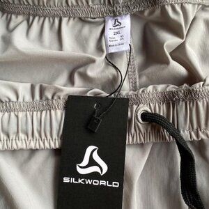 SILKWORLD Men's 10" Soccer Running Workout Training Shorts w/Zipper Pockets 2XL